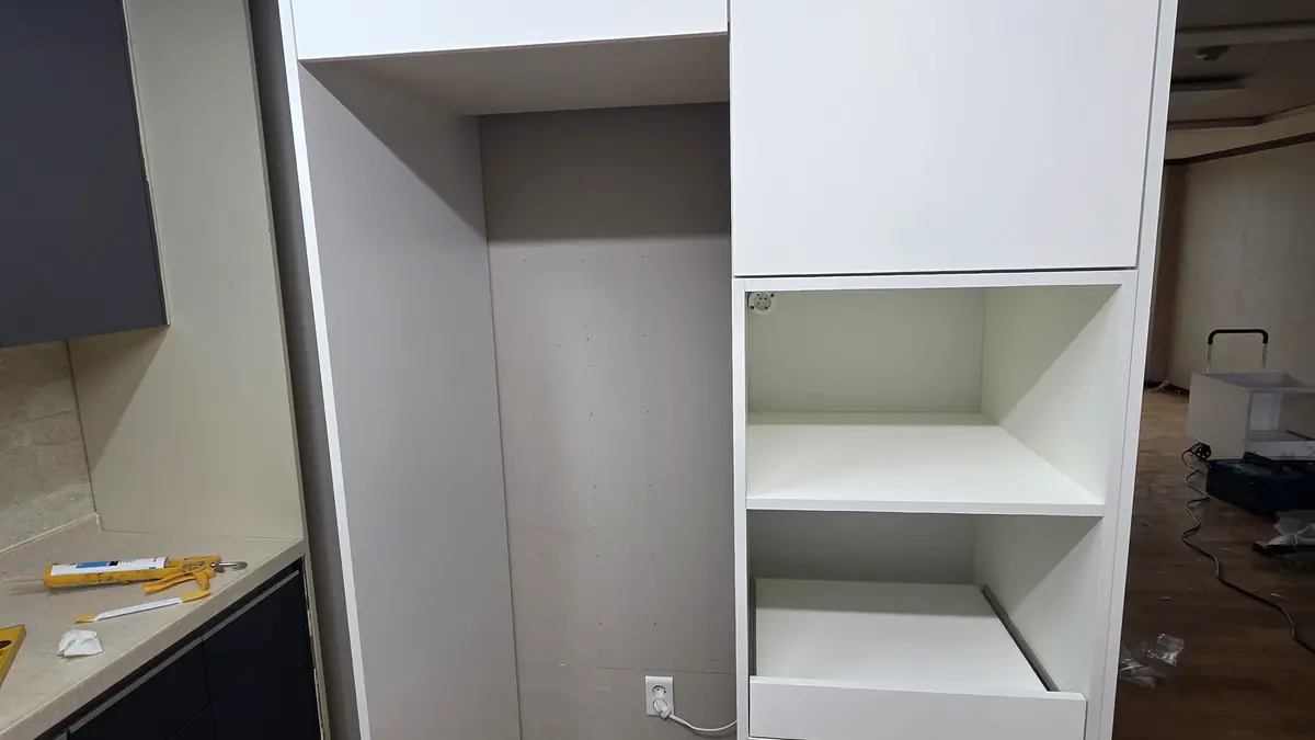 냉장고장 도어 교체 시공